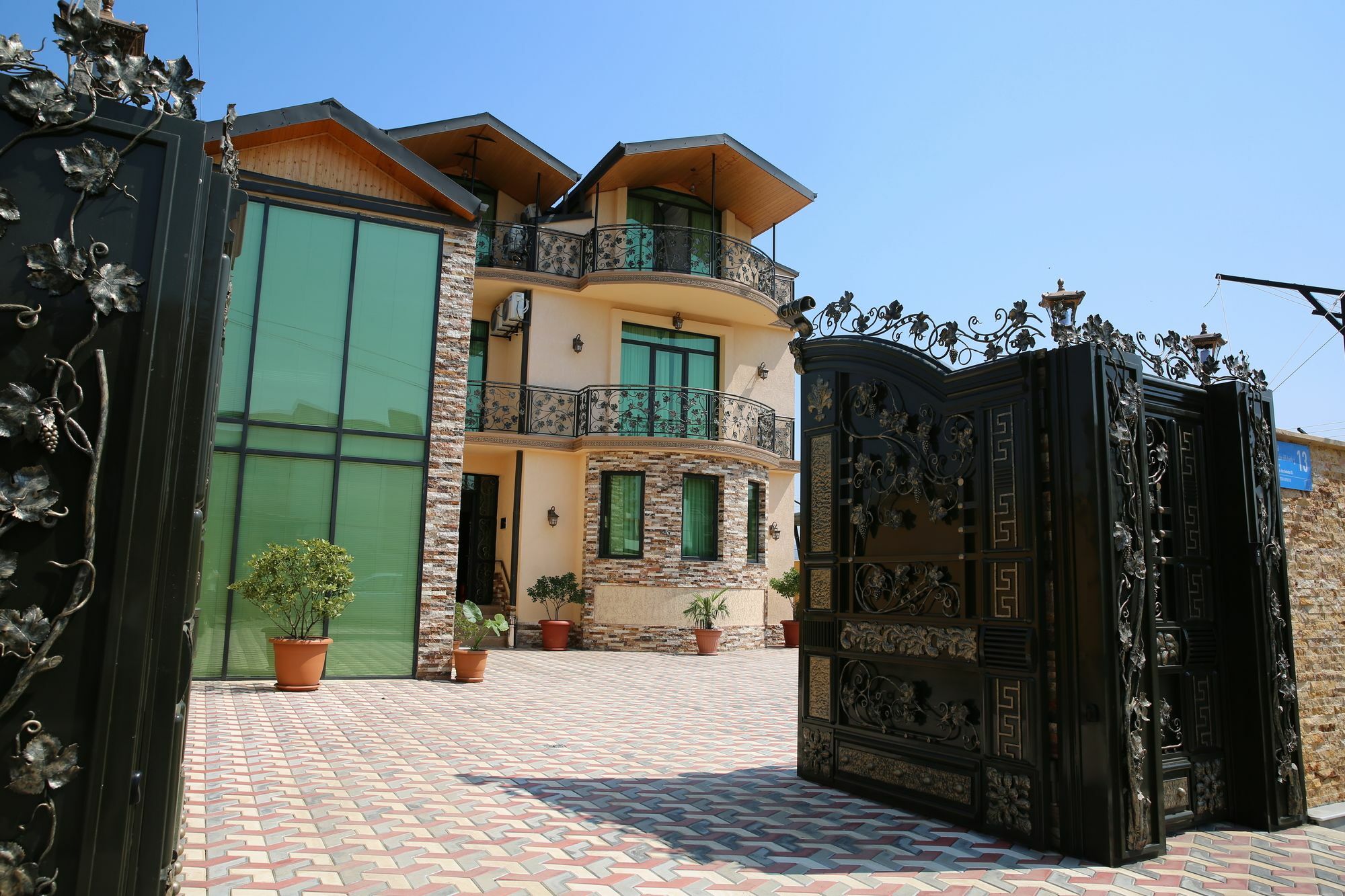 Отель GK Villa Тбилиси Экстерьер фото